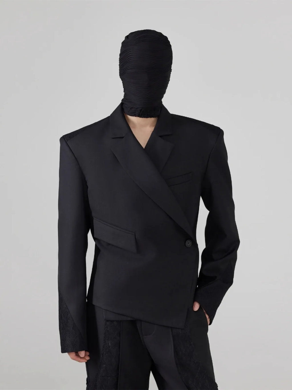 Mauroicardi Fitted Asymmetrical Black Blazer