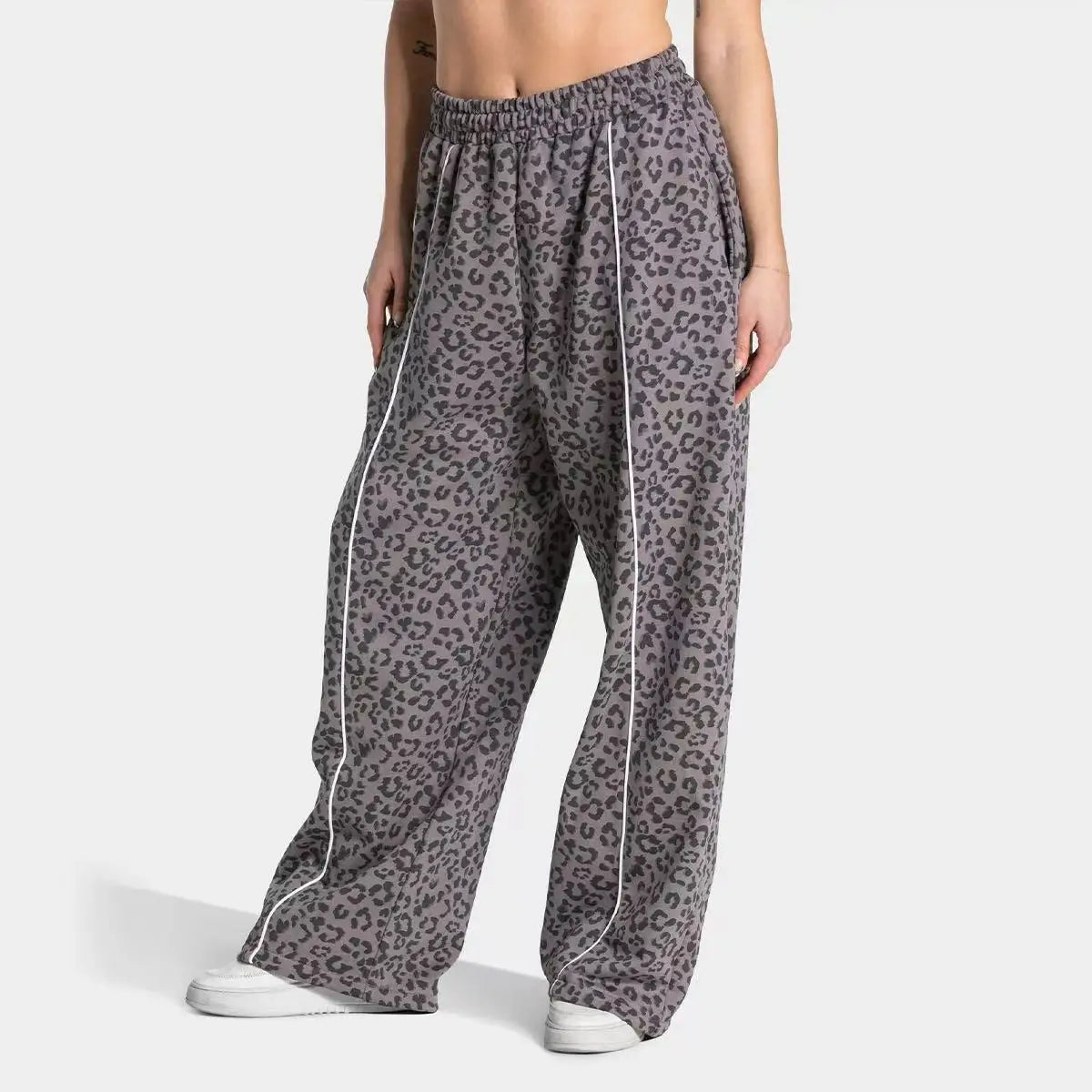 Loose Leopard Print Yoga Pants