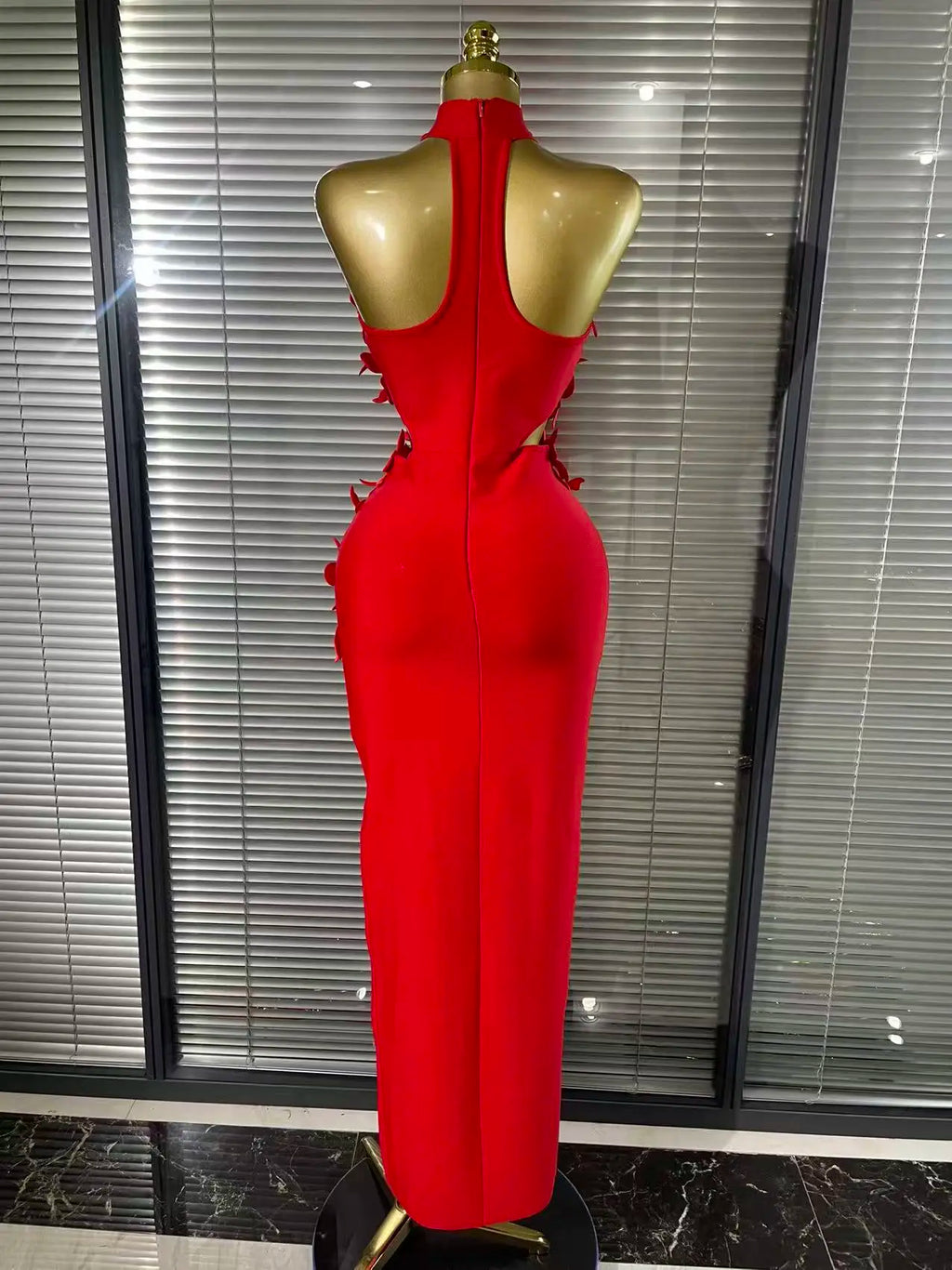 Elegant Off-the-Shoulder Mermaid Dress