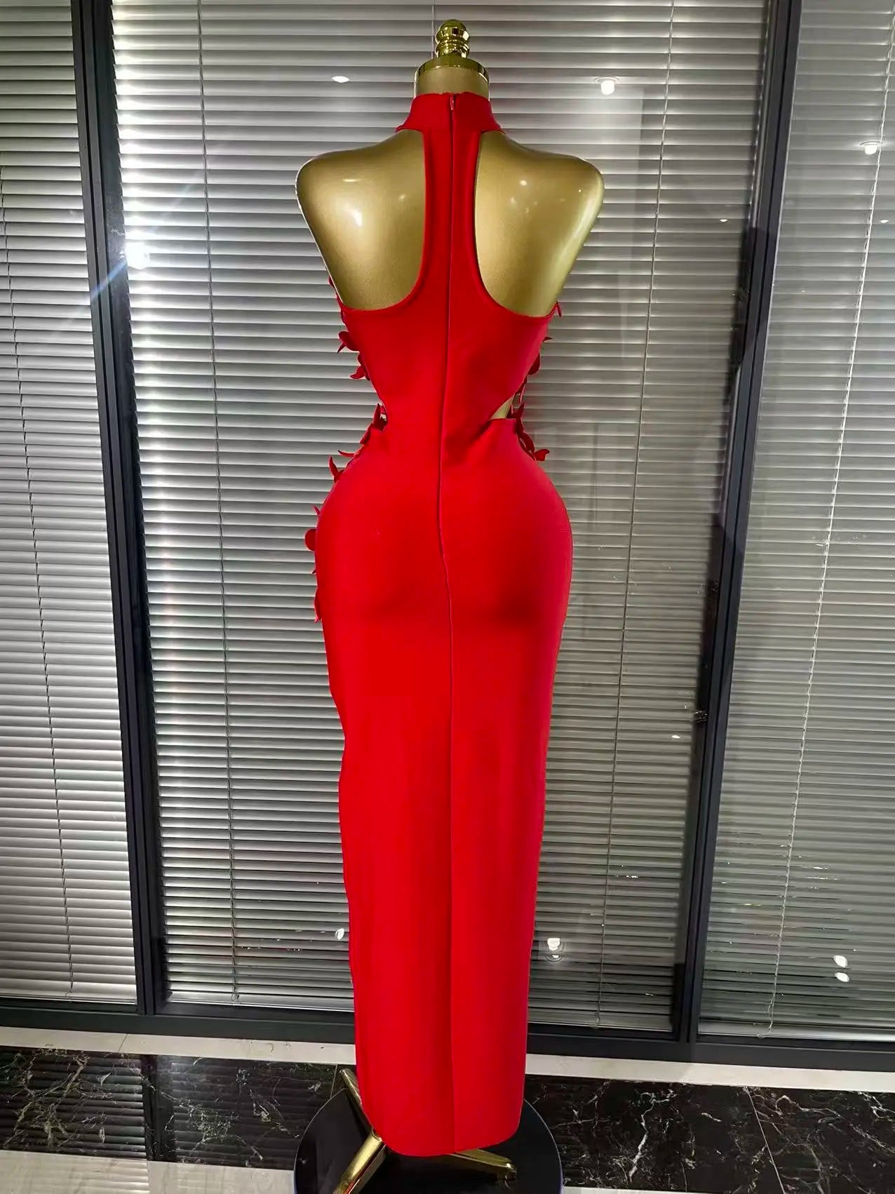 Elegant Off-the-Shoulder Mermaid Dress