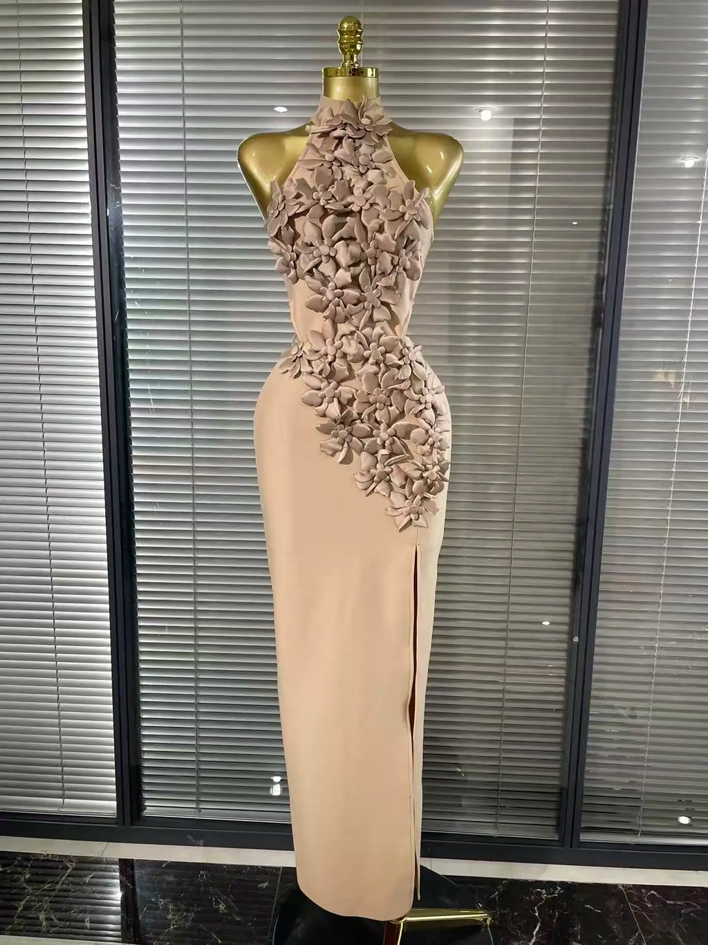 Elegant Off-the-Shoulder Mermaid Dress