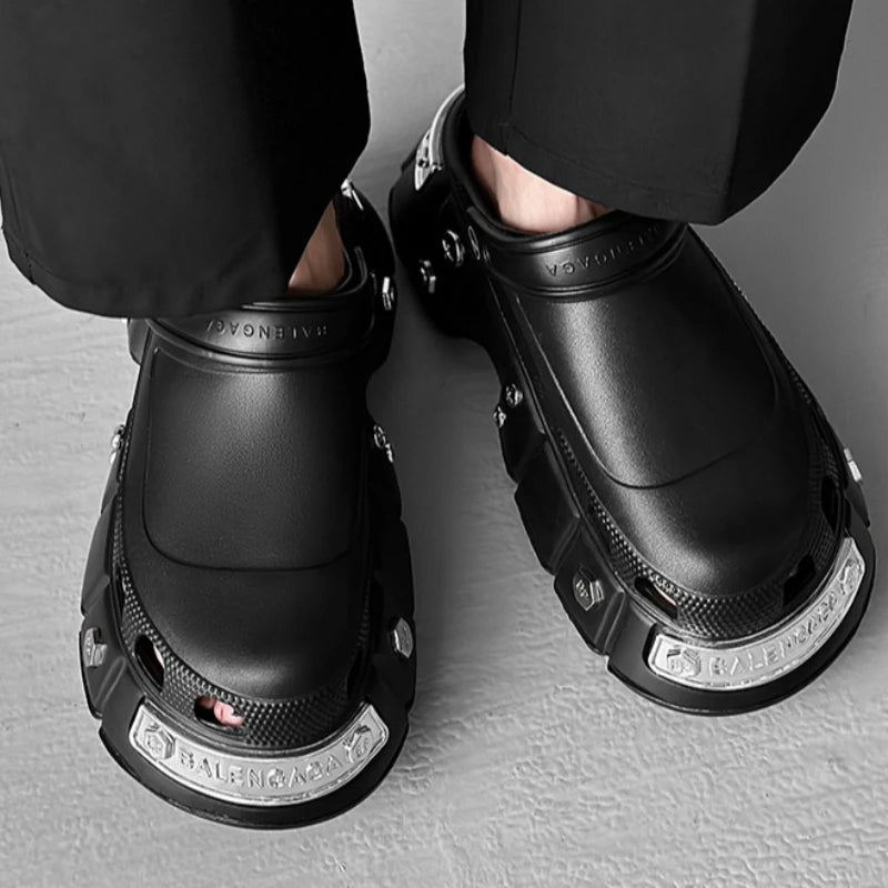 Fashion Crown Rivet Platform Sandals
