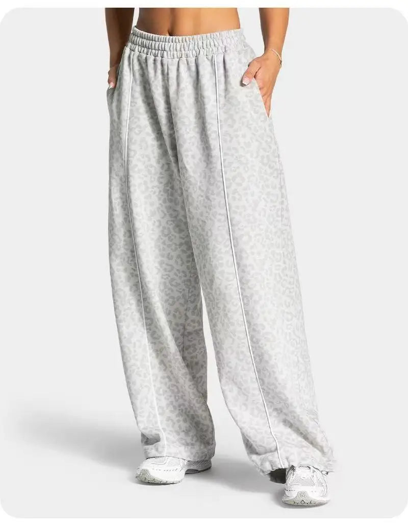 Loose Leopard Print Yoga Pants