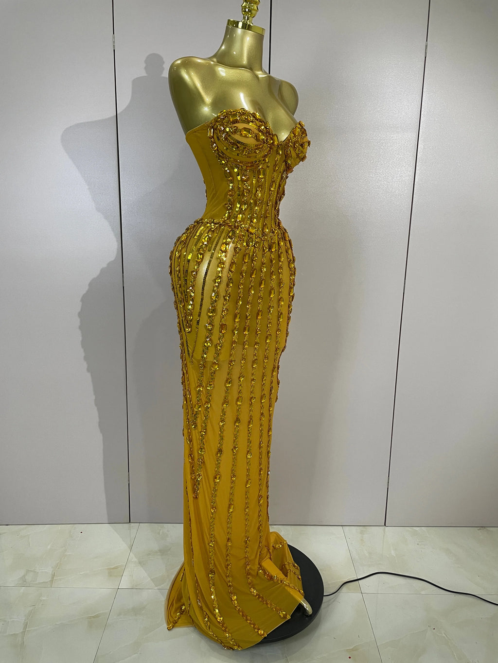 Elegant Gold Strapless Rhinestone Sheer Long Dress – Sexy Evening & Stagewear