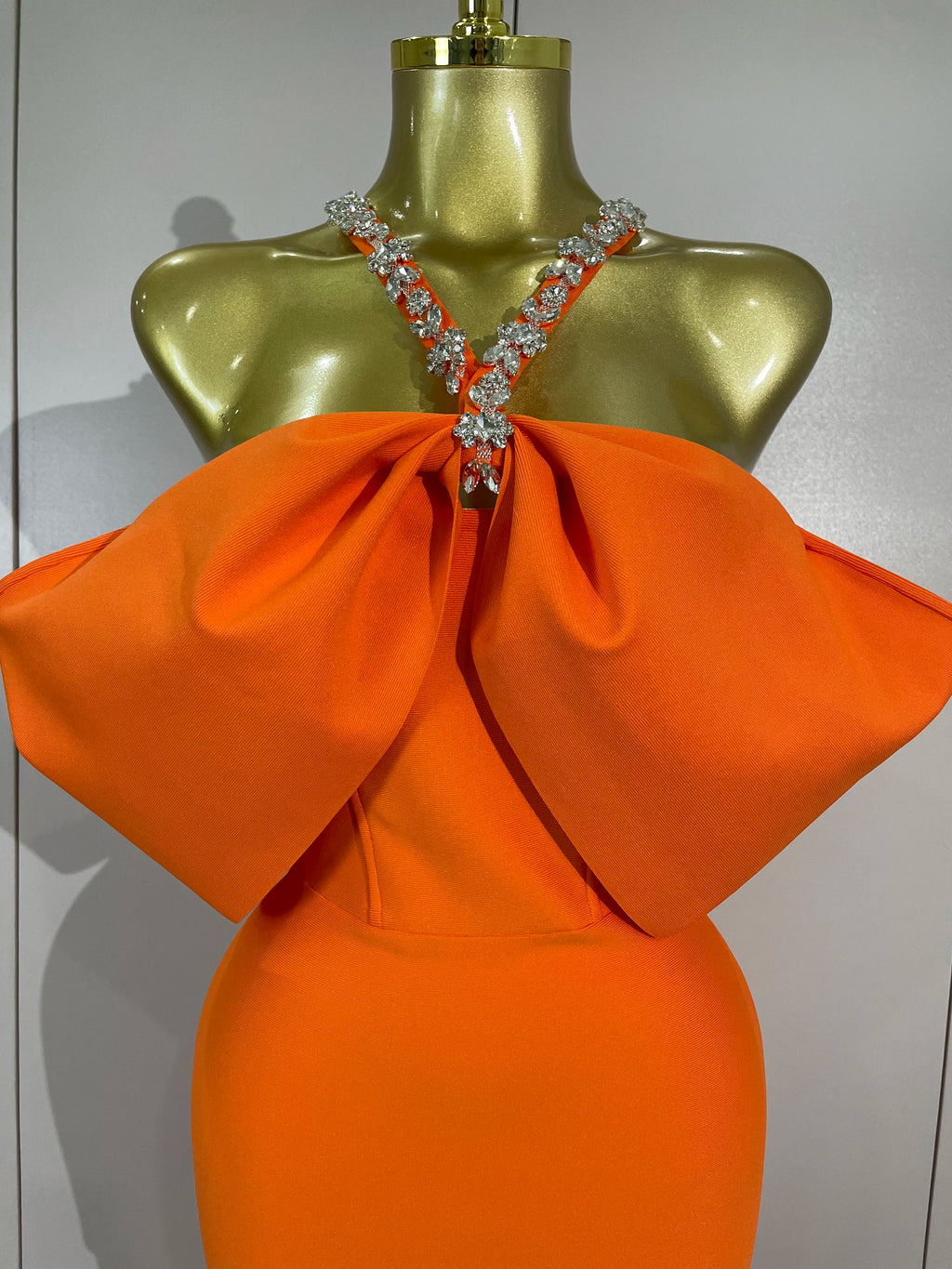 Elegant Halter Crystal Bodycon Bandage Dress