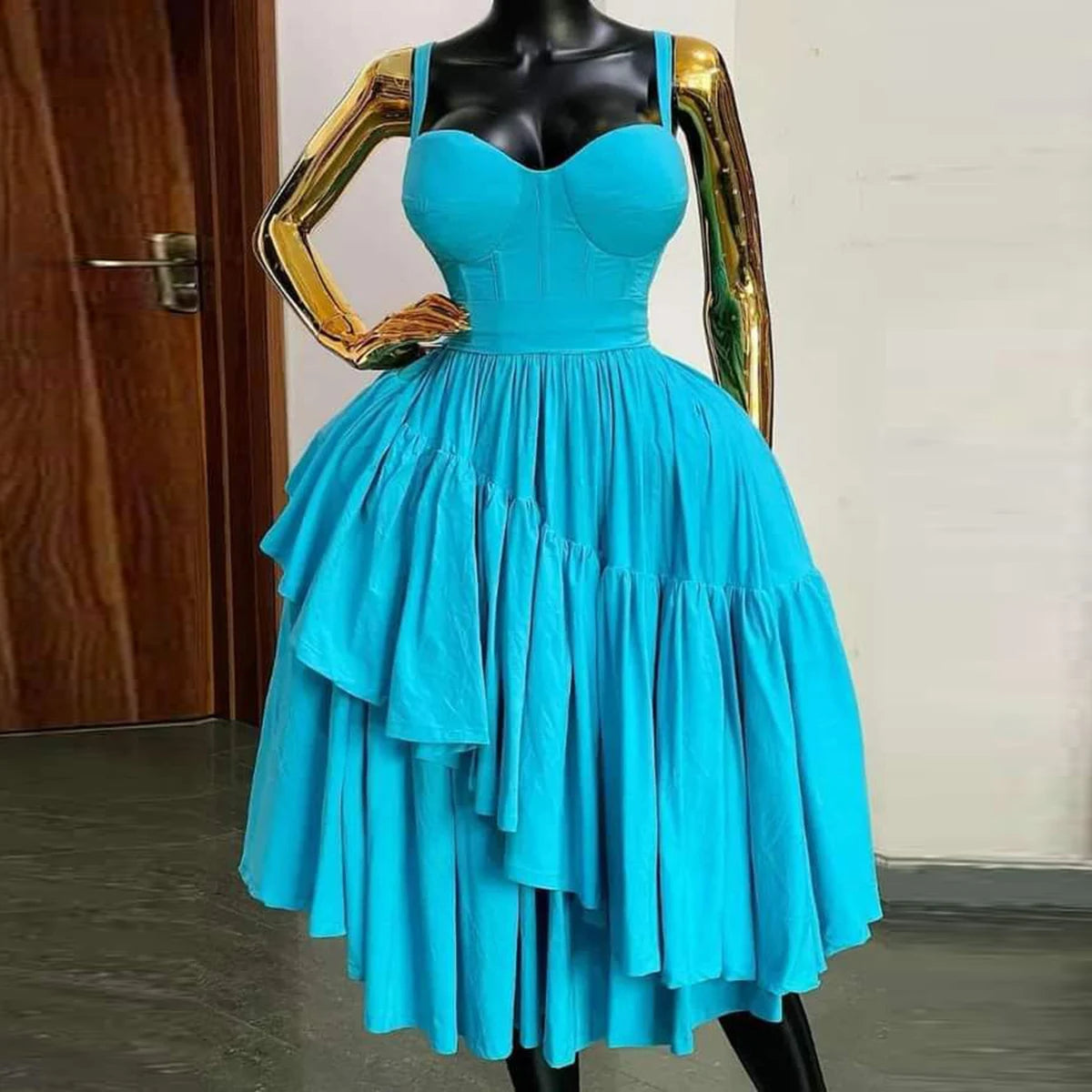 Elegant Blue Sweetheart Satin Prom Dress