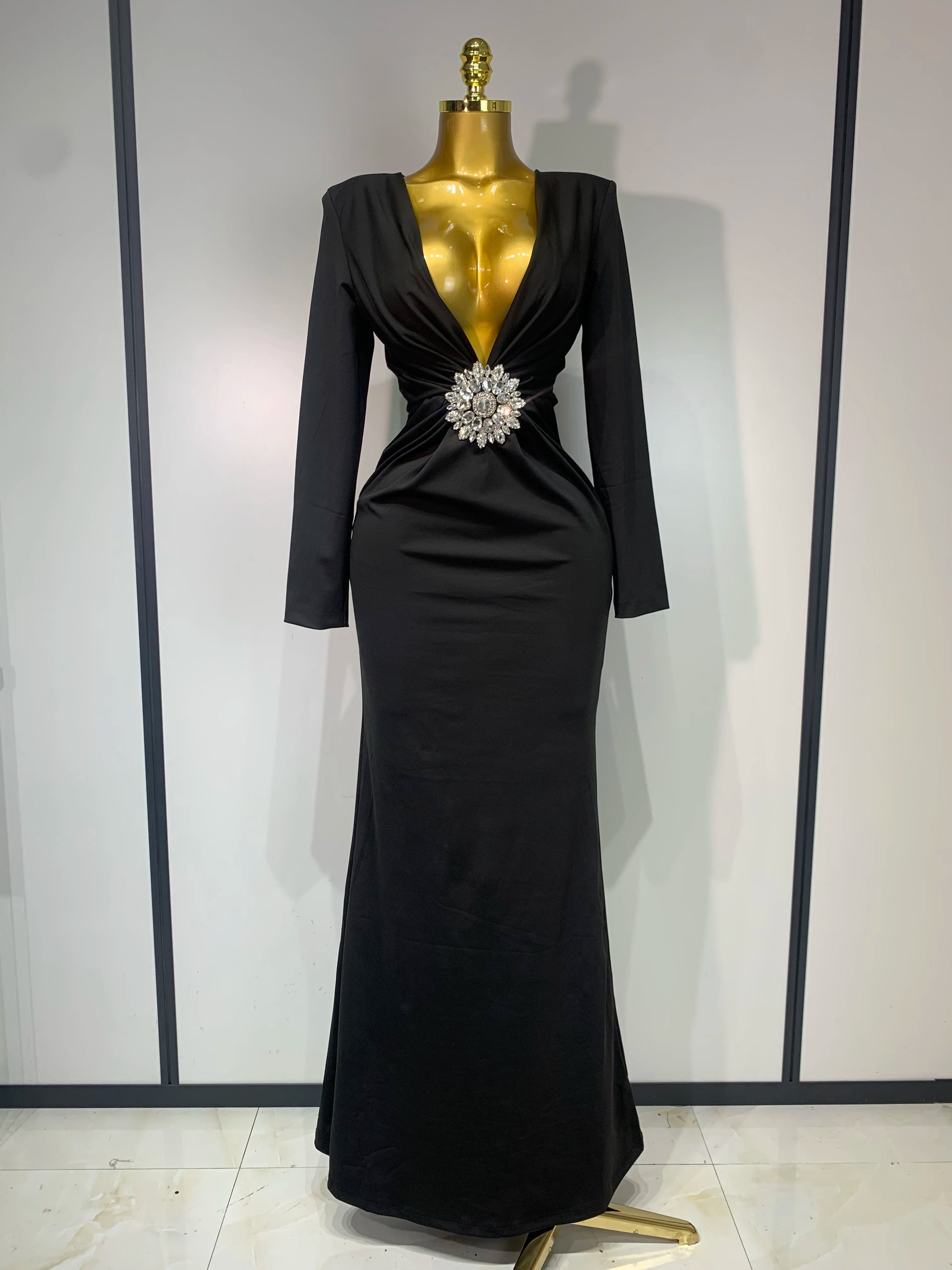 Women’s Long-Sleeve Deep V-Neck Bodycon Maxi Dress – Elegant Evening Partywear