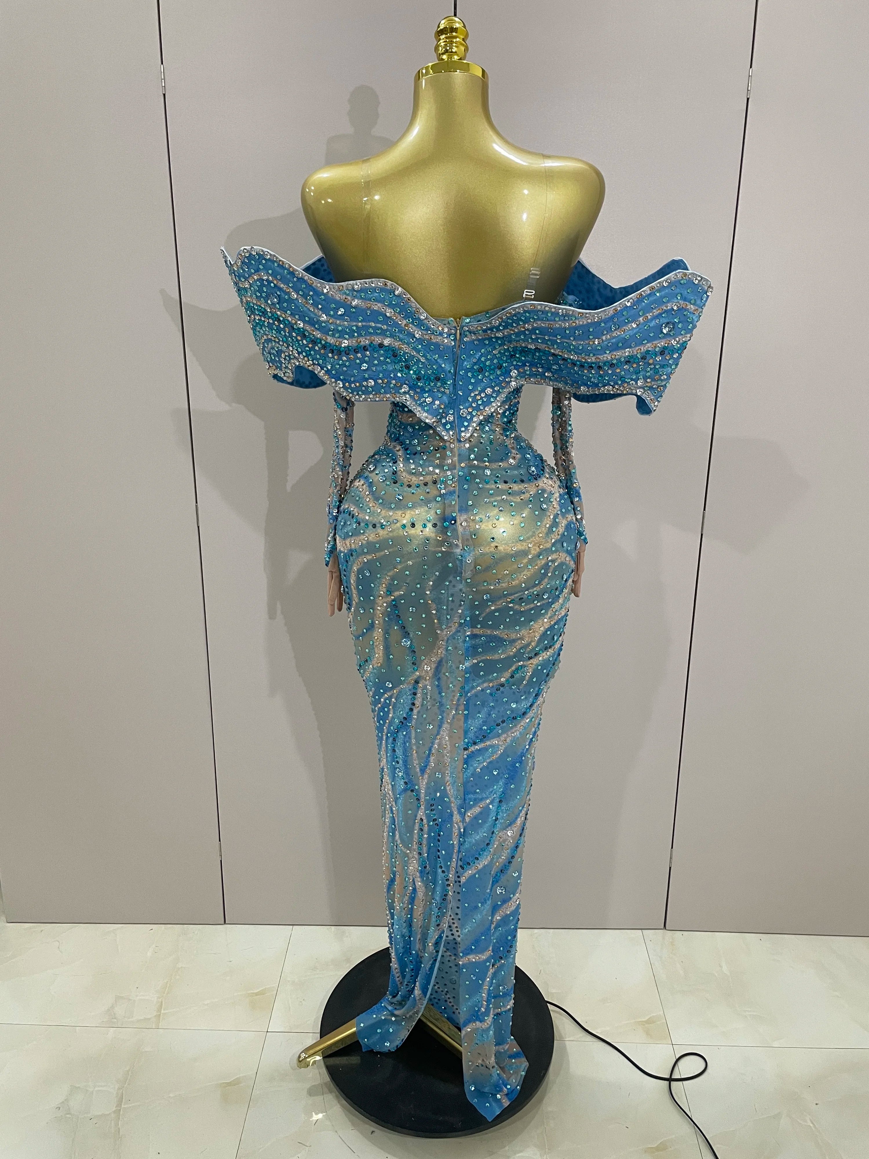 Luxury Blue Rhinestone Long Dress with Gloves – Women’s Party & Evening Gown
