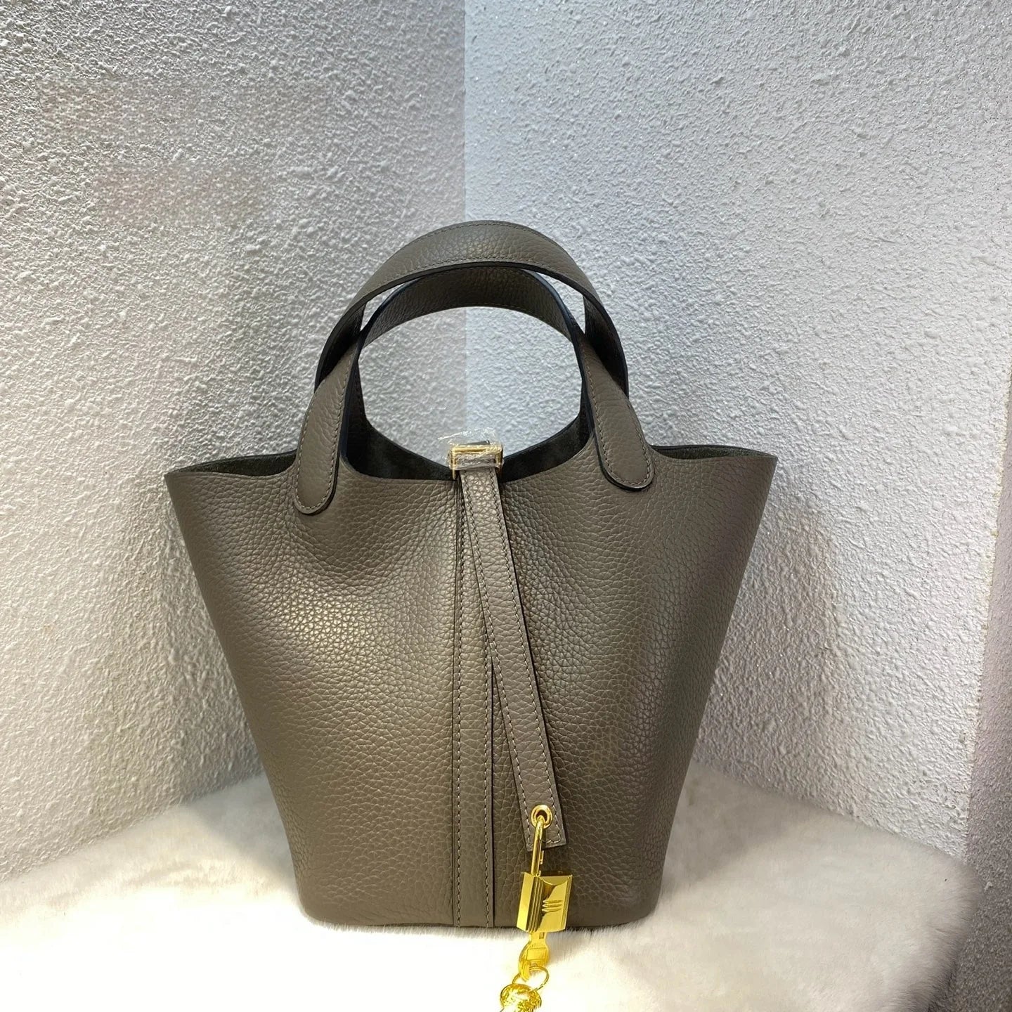 Handcrafted Genuine Leather Bucket Bag