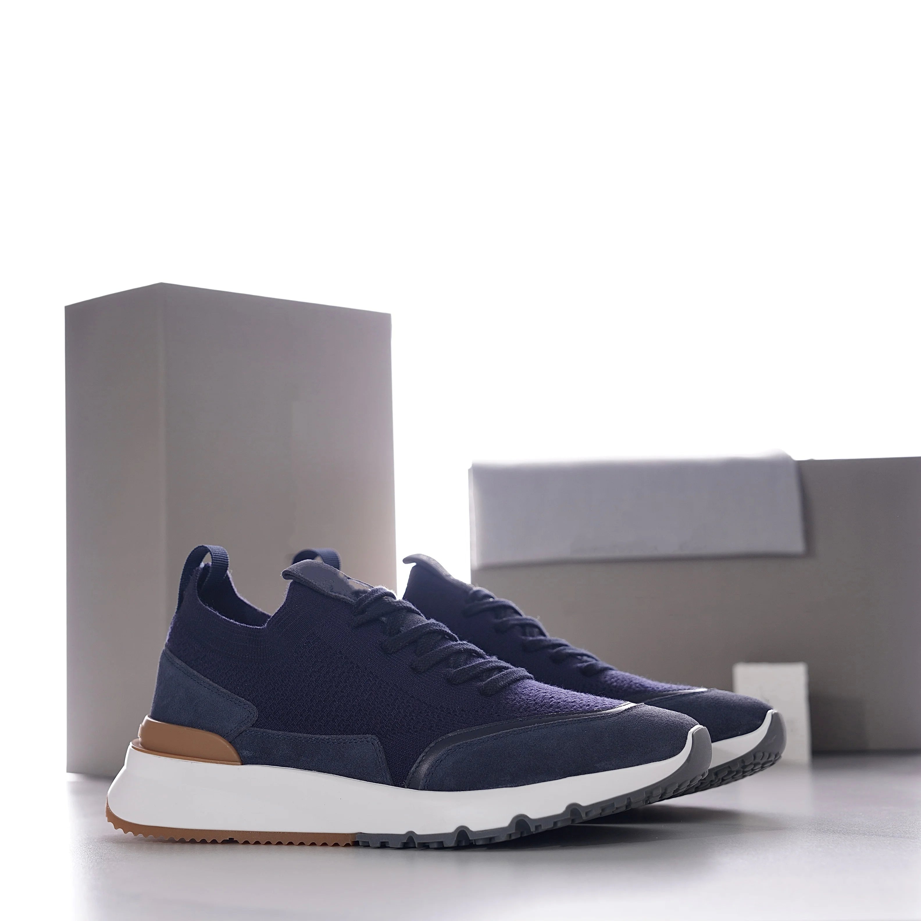 Men’s Breathable Fly-Woven Sneakers – Lightweight Non-Slip Casual Shoes